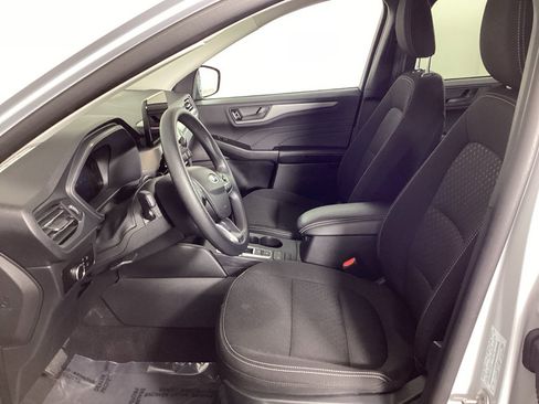 Used 2025 Ford Escape Active AWD/4WD image 17
