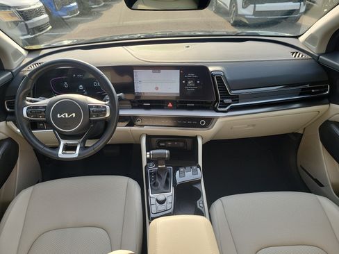 Certified 2024 Kia Sportage EX FWD image 17
