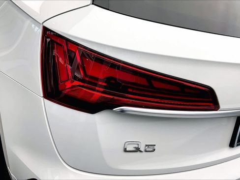 Certified 2025 Audi Q5 2.0T Premium Plus w/ Premium Plus Package image 27