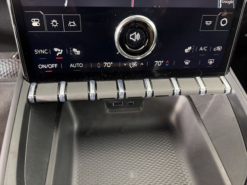 Certified 2026 GMC Terrain Elevation w/ Elevation Premium Package image 31