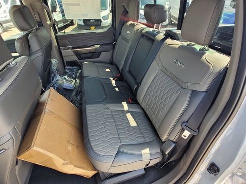 New 2026 Ford F450 Platinum w/ Platinum Plus Package AWD/4WD image 6