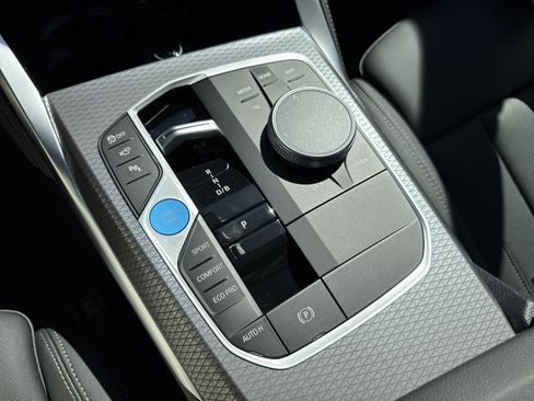 New 2026 BMW i4 xDrive40i image 17