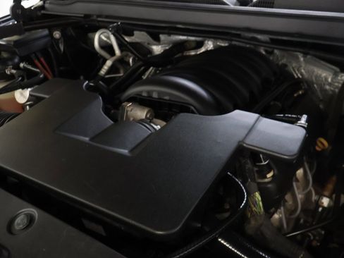 Used 2015 Cadillac Escalade ESV Premium image 23