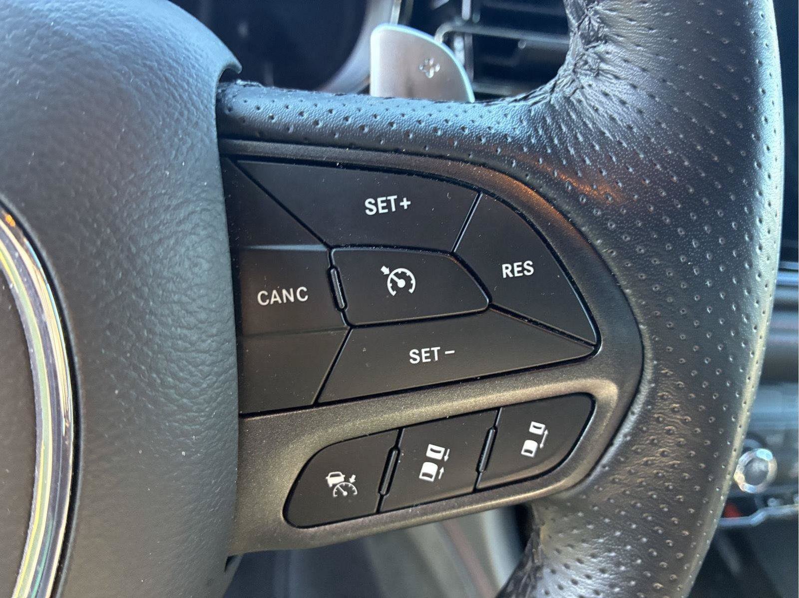 Used 2025 Dodge Durango R/T AWD/4WD image 22