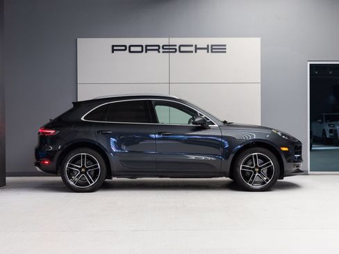 Certified 2020 Porsche Macan S AWD/4WD image 8