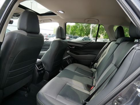 Certified 2024 Subaru Outback Onyx Edition XT AWD/4WD image 33