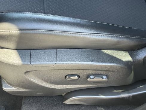 Used 2018 Buick Encore Preferred FWD image 19