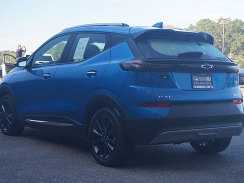 Used 2022 Chevrolet Bolt EUV Premier w/ Launch Edition image 7