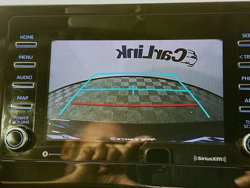 Used 2022 Toyota Camry LE image 15