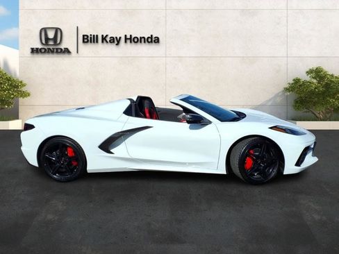Used 2024 Chevrolet Corvette Stingray Preferred Conv w/ Battery Protection Package image 2