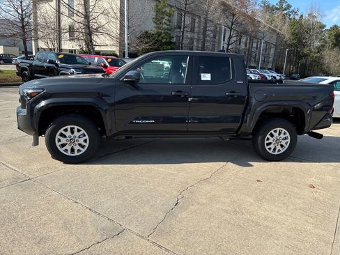 New 2026 Toyota Tacoma SR5 image 2