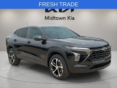 Used 2024 Chevrolet Trax RS w/ Driver Confidence Package FWD image 28