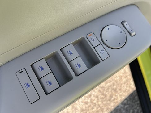Certified 2025 Hyundai Kona SEL AWD/4WD image 20