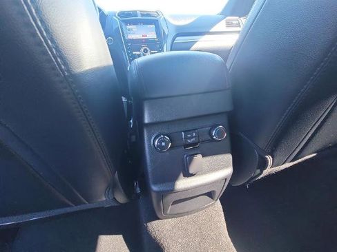 Used 2019 Ford Explorer Sport image 20