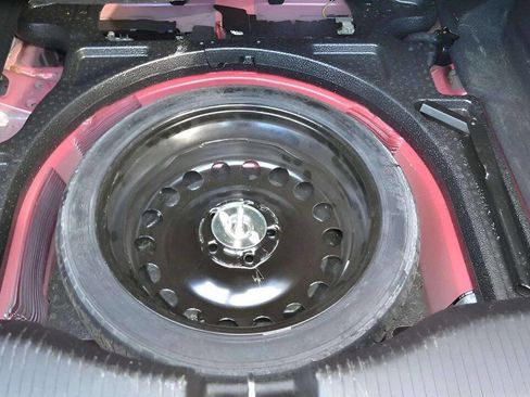 Used 2017 Chevrolet Cruze Premier image 19