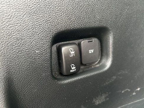 Used 2023 Ford Edge SEL image 35