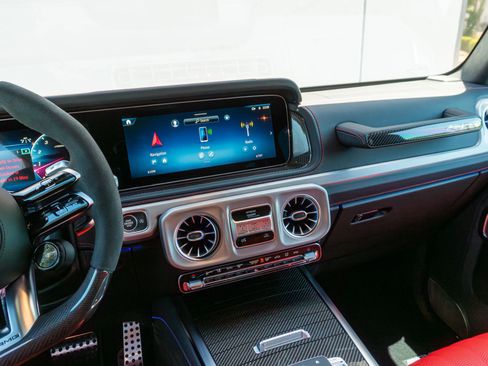 Used 2026 Mercedes-Benz G 63 AMG 4MATIC image 74