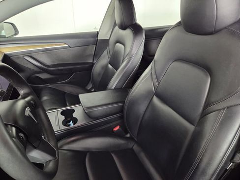 Used 2021 Tesla Model 3 Standard Range Plus image 21