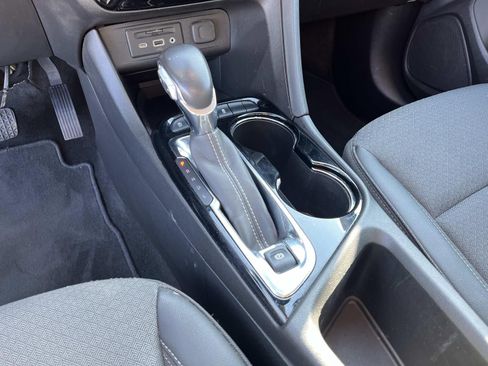 Used 2022 Buick Encore GX Select w/ Advanced Technology Package image 33