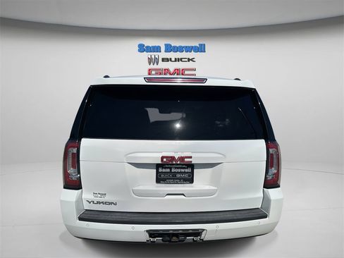 Certified 2017 GMC Yukon SLT image 6
