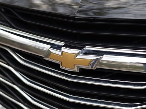 Used 2023 Chevrolet Malibu LT FWD image 30