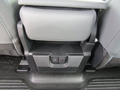 New 2025 Ford F250 XL w/ FX4 Off-Road Package image 16