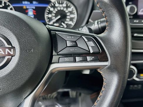 Used 2024 Nissan Altima 2.5 SR FWD image 23