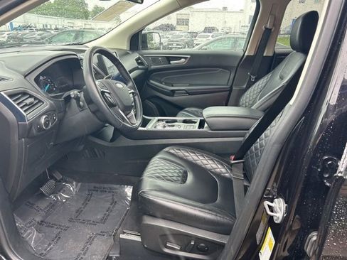 Used 2024 Ford Edge Titanium AWD/4WD image 7