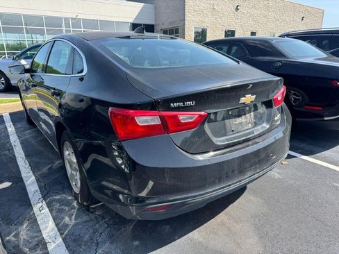 Used 2017 Chevrolet Malibu LS FWD image 4