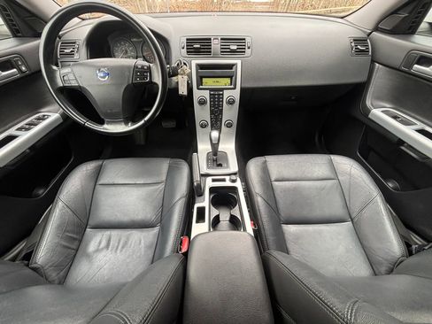 Used 2010 Volvo S40 2.4i FWD image 35