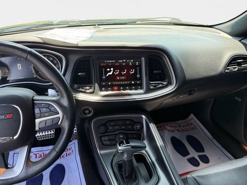 Certified 2018 Dodge Challenger GT AWD/4WD image 11