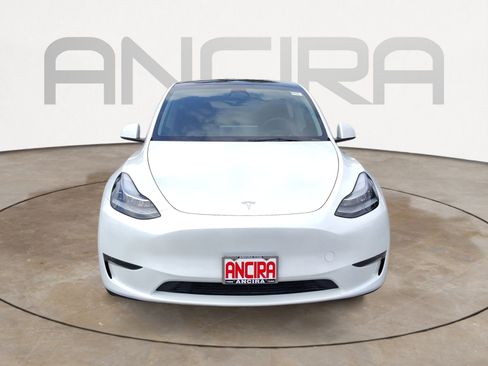 Used 2023 Tesla Model Y Long Range AWD/4WD image 7