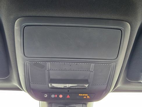 Used 2025 Chevrolet Equinox LT FWD image 23