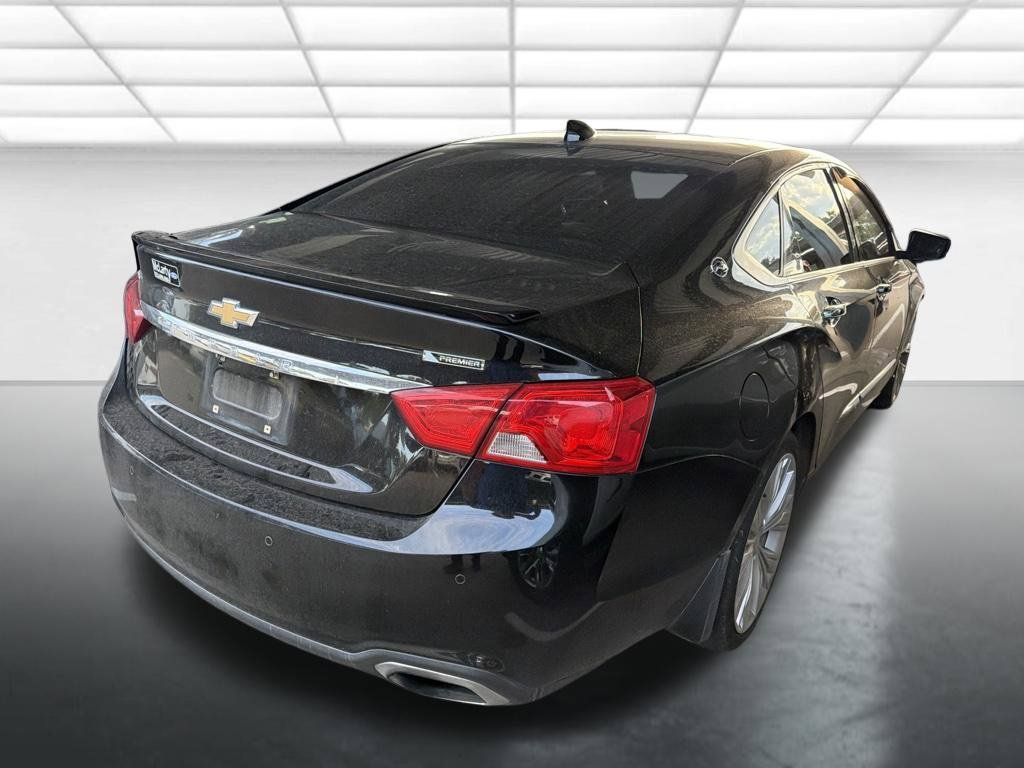 Used 2017 Chevrolet Impala Premier w/ Enhanced Convenience Package FWD image 2