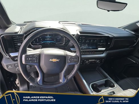 Certified 2024 Chevrolet Silverado 2500 High Country w/ High Country Premium Package AWD/4WD image 18