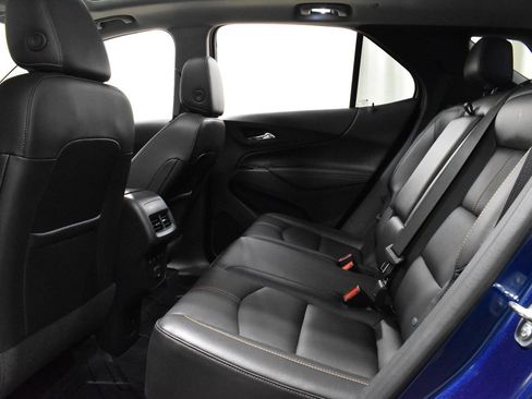 Used 2023 Chevrolet Equinox Premier image 8