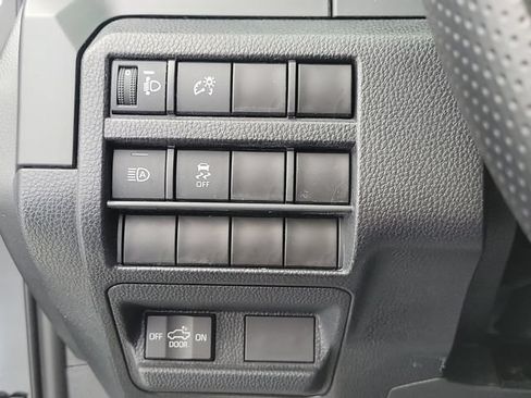 Used 2024 Toyota Tacoma SR RWD image 30