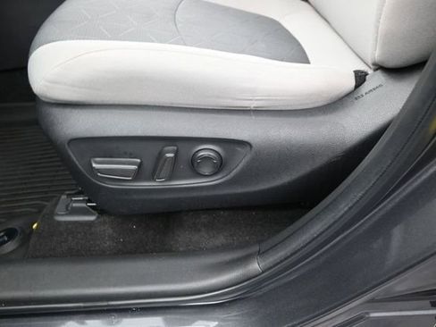 Used 2023 Toyota RAV4 XLE w/ Convenience Package FWD image 12