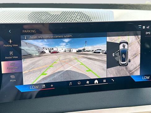 New 2026 BMW iX xDrive45 w/ Premium Package AWD/4WD image 12