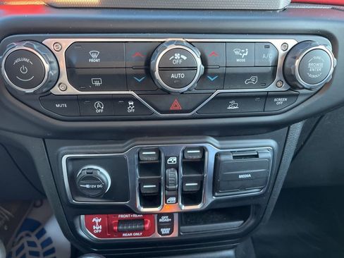 Used 2021 Jeep Wrangler Unlimited Rubicon image 15