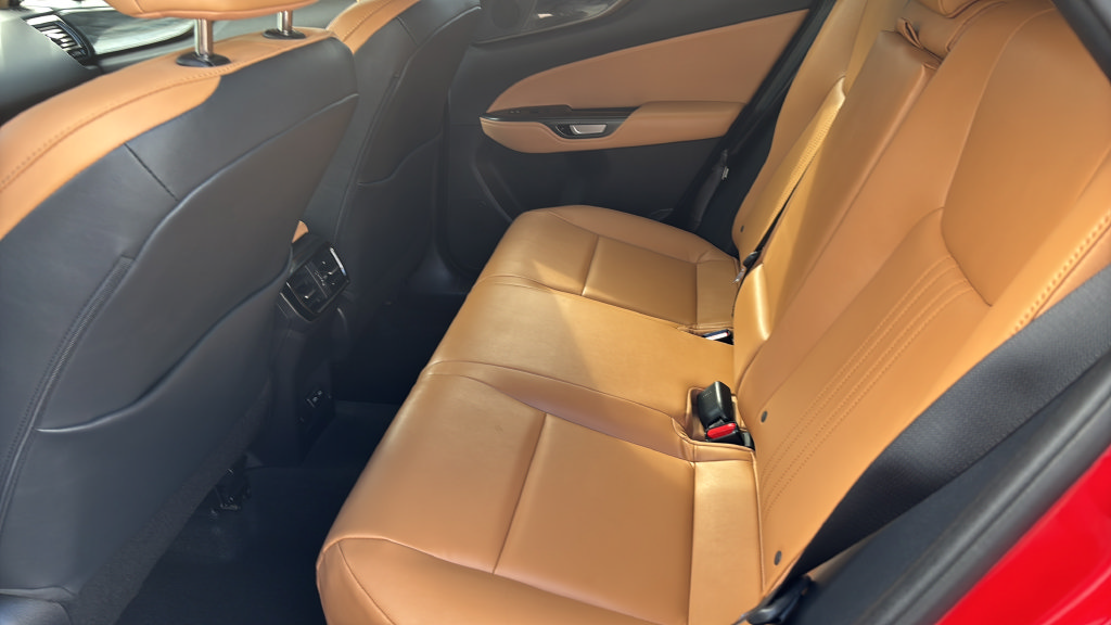 Used 2024 Lexus NX 350 AWD image 7