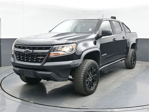 Used 2019 Chevrolet Colorado ZR2 w/ ZR2 Midnight Special Edition image 10