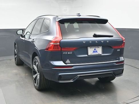 Used 2023 Volvo XC60 B5 Ultimate w/ Protection Package Premier image 8