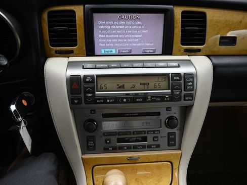 Used 2003 Lexus SC 430 Convertible RWD image 30