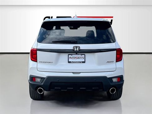 Used 2023 Honda Passport Elite image 6
