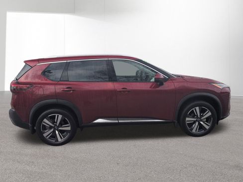 Used 2023 Nissan Rogue SL image 4