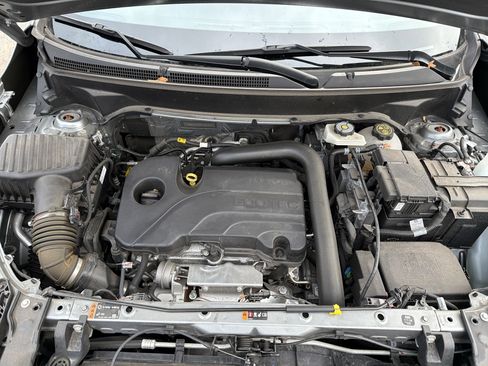 Used 2023 GMC Terrain SLT image 10