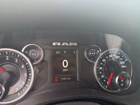 Used 2021 RAM 1500 Big Horn RWD image 13
