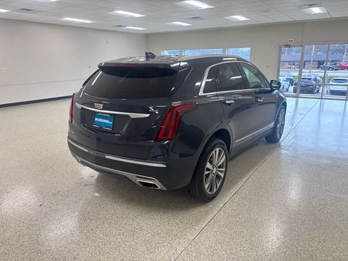 Used 2025 Cadillac XT5 Premium Luxury AWD/4WD image 7