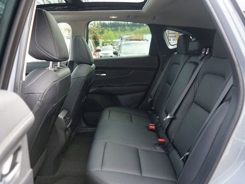 Used 2025 Nissan Murano SL image 28